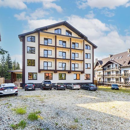 Madison Hotel Bukovel Eksteriør billede