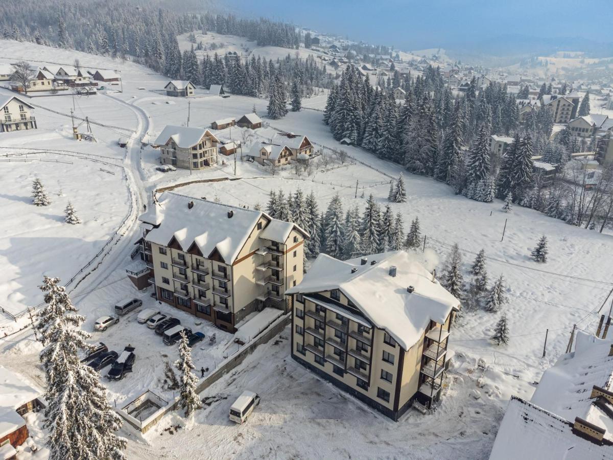 Madison Hotel Bukovel Eksteriør billede
