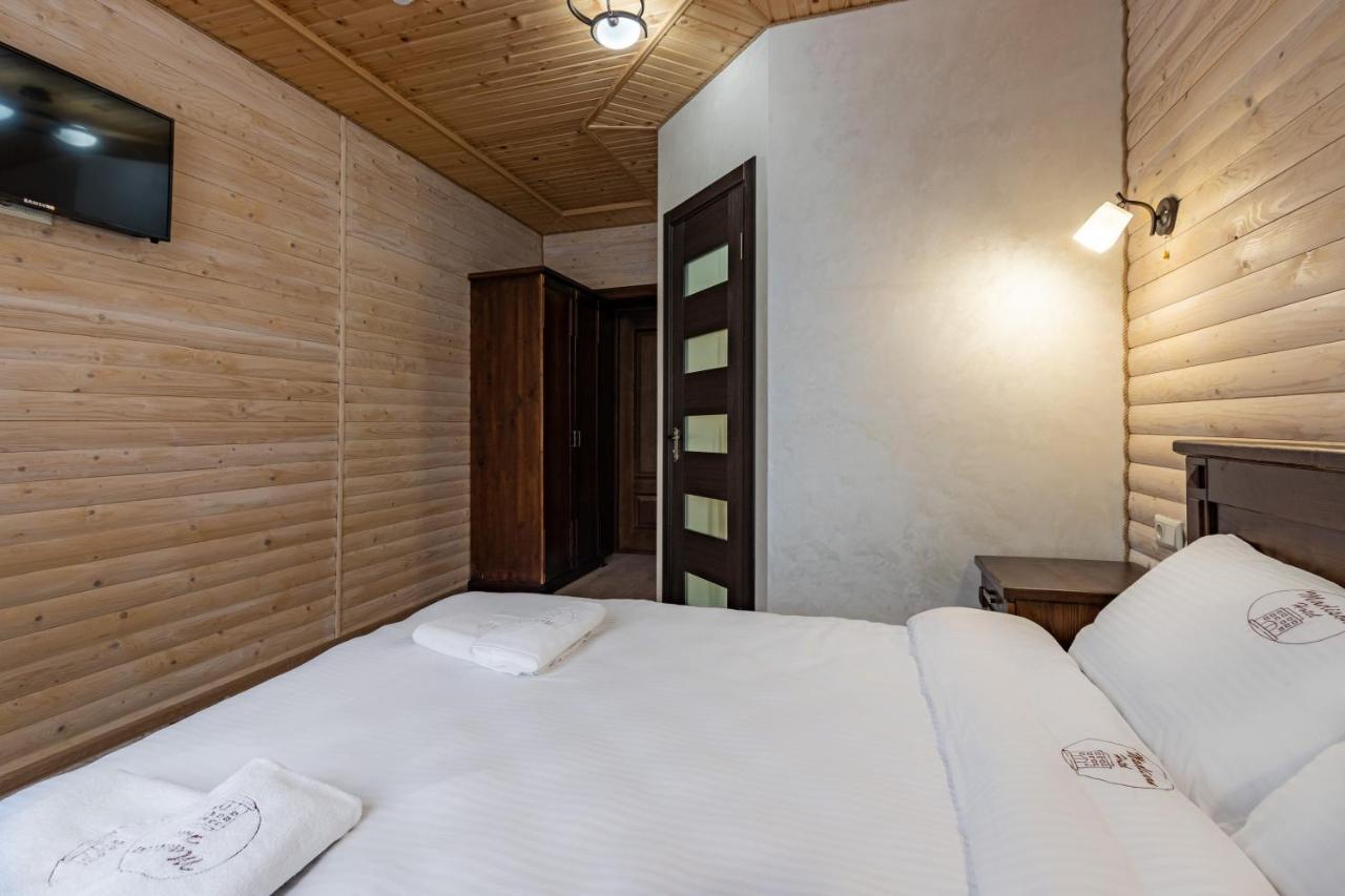 Madison Hotel Bukovel Eksteriør billede