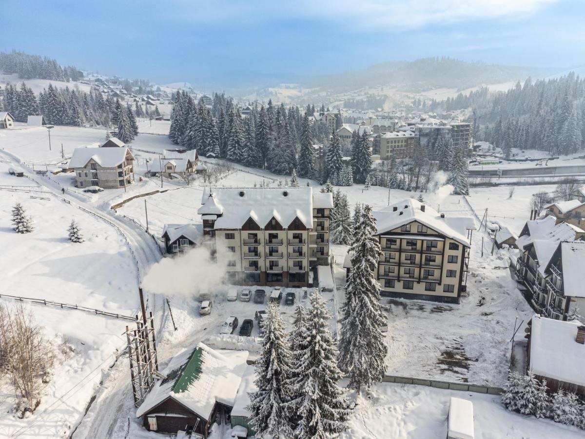 Madison Hotel Bukovel Eksteriør billede