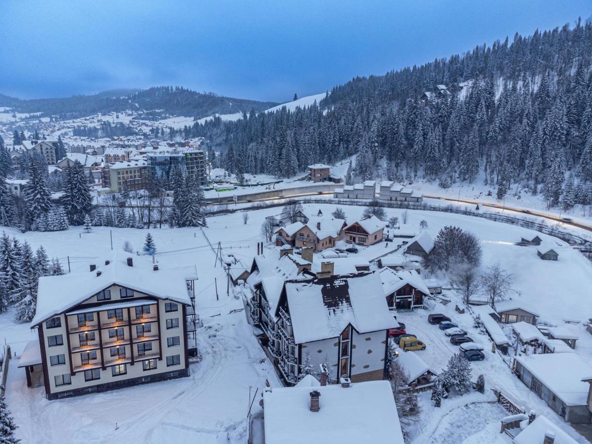 Madison Hotel Bukovel Eksteriør billede