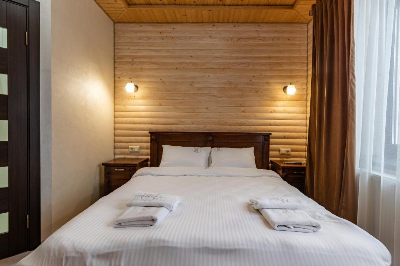 Madison Hotel Bukovel Eksteriør billede