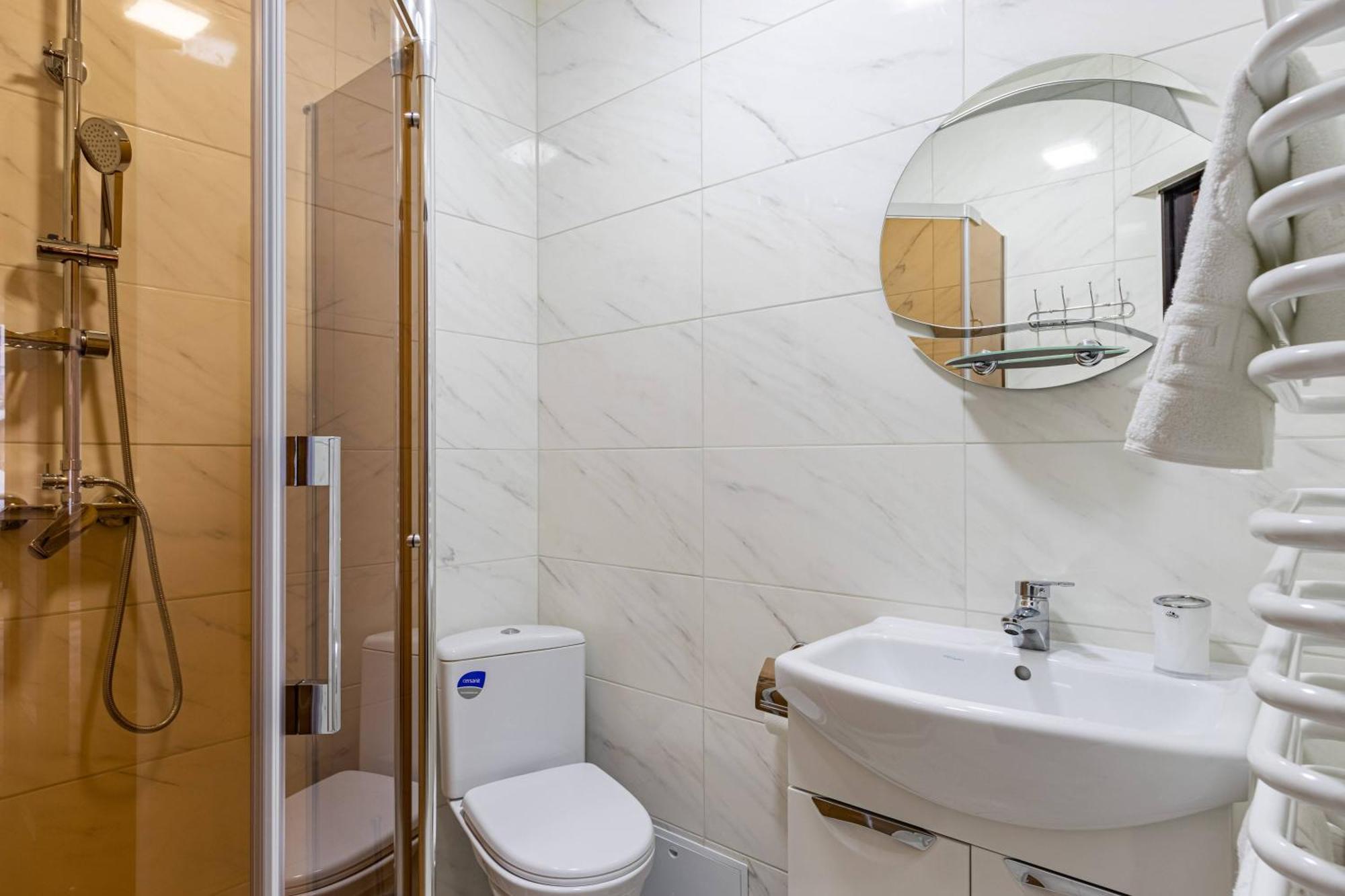 Madison Hotel Bukovel Værelse billede
