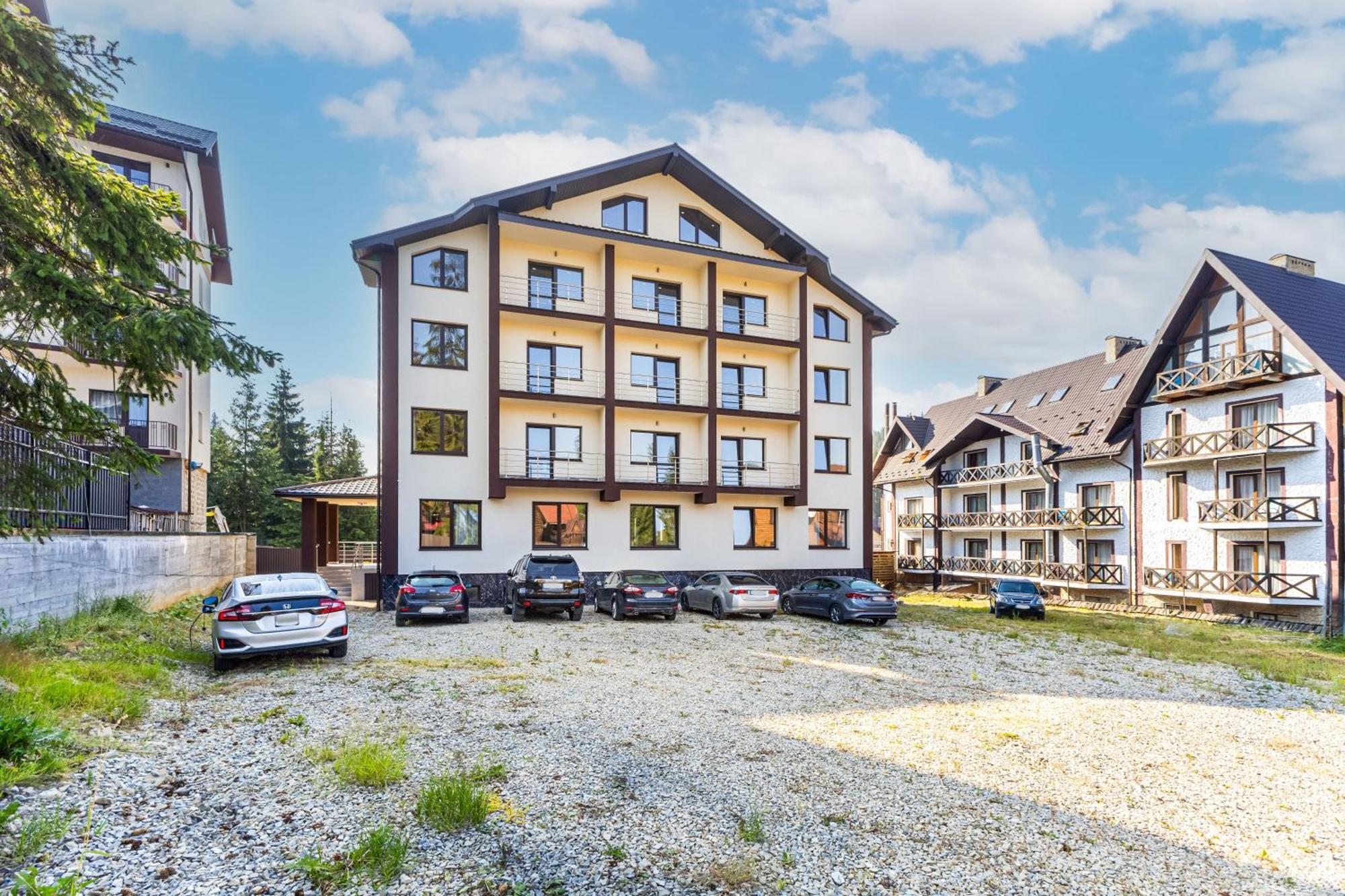 Madison Hotel Bukovel Eksteriør billede